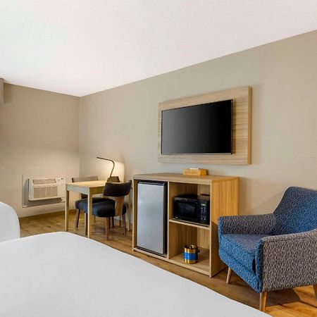Columbia River Hotel, Ascend Hotel Collection Даллес Экстерьер фото